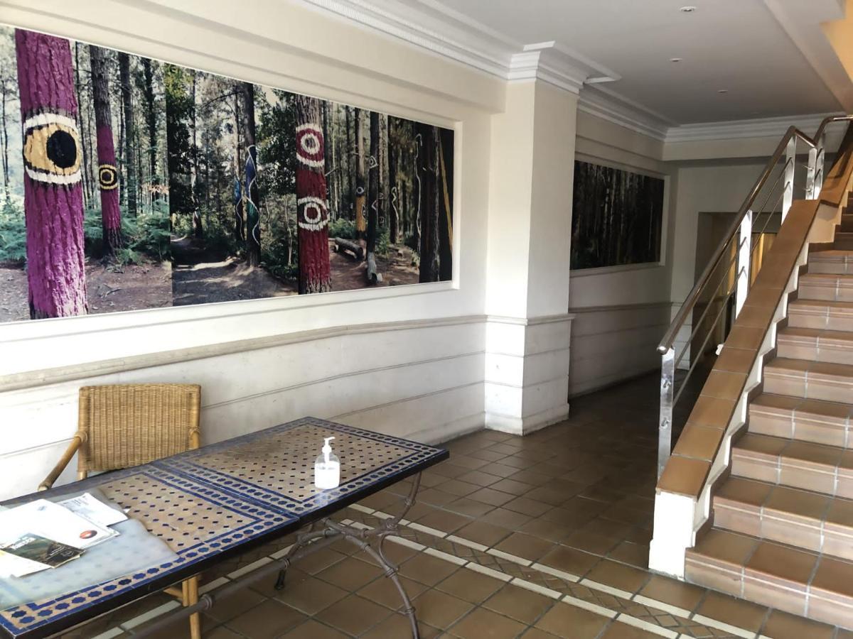 Apartamento Frente Al Guggenheim. Urbanizacion De Lujo En El Centro Билбао Екстериор снимка